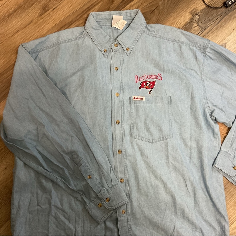 Buccaneers Denim Long Sleeve Button Down Shirt Size L VTG - Picture 3 of 9